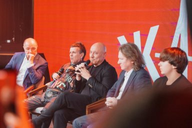Андрей Губин высказался о важности доверия группе "Жара" и их исполнении его композиций